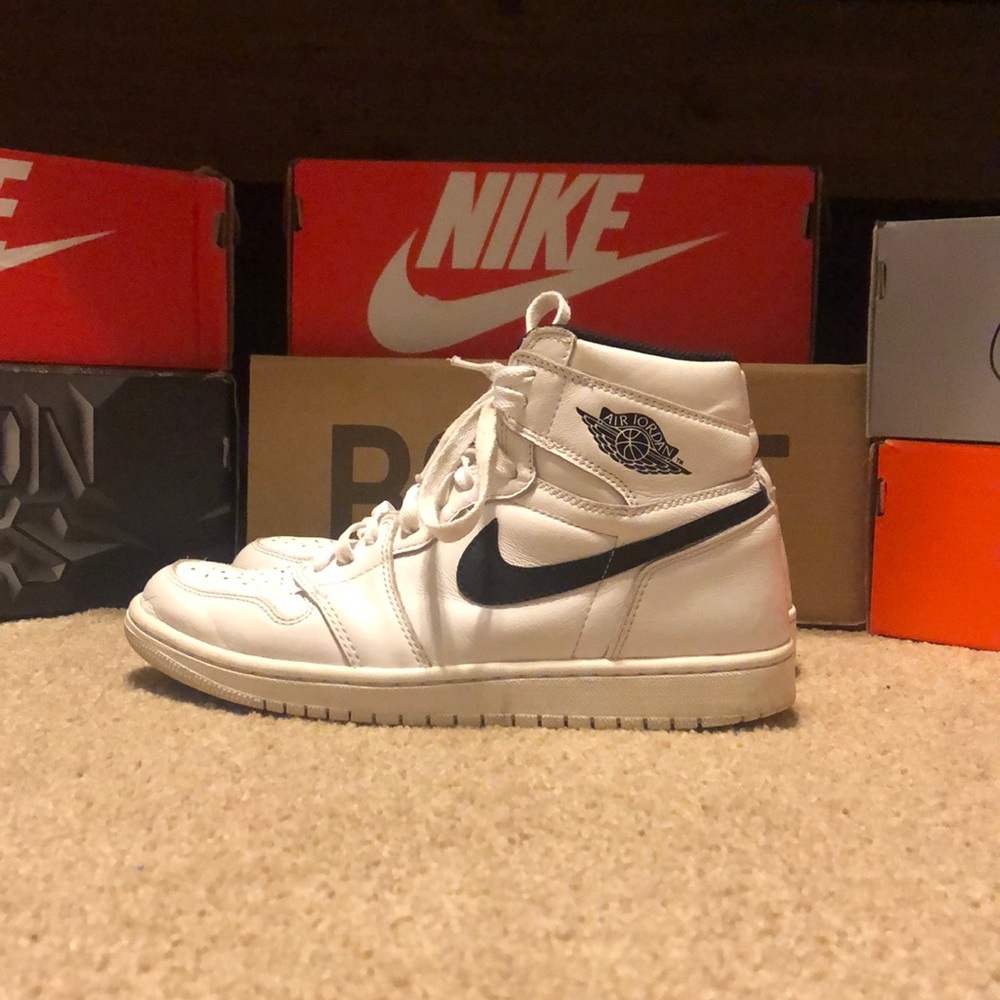 Air Jordan 1 “Yin Yang” Size 8